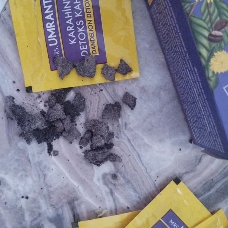 Karahindiba Detoks Kahvesi Bozuk Ve Topaklanmış Şekilde Teslim Edildi