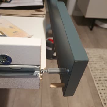 Bilgisayar Masası Çekmece Kapağı Sorunu ve Garanti Kapsamında Destek Talebi