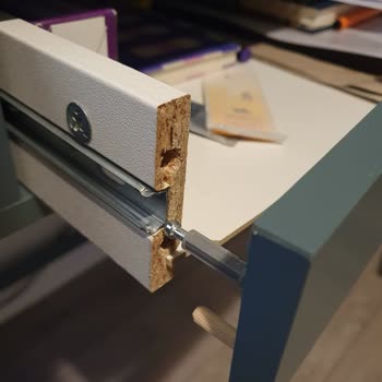 Bilgisayar Masası Çekmece Kapağı Sorunu ve Garanti Kapsamında Destek Talebi