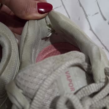 Skechers Ayakkabıda Erken Yırtılma Ve Garanti Kapsamında Değişim Reddi