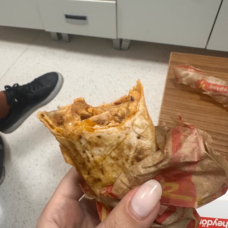 Hey Döner Döner Siparişimde Sakal Kılı Buldum, Hijyen Sorunu Yaşadım