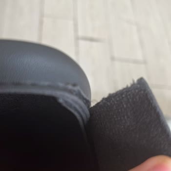 Shule Bags Yeni Alınan Çantanın Kısa Sürede Dikişlerinin Açılması Mağduriyet Yarattı