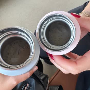 Satın Aldığım Termoslarda Kağıt Parçaları Çıktı, İade Ve Özür Bekliyorum