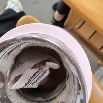 Satın Aldığım Termoslarda Kağıt Parçaları Çıktı, İade Ve Özür Bekliyorum