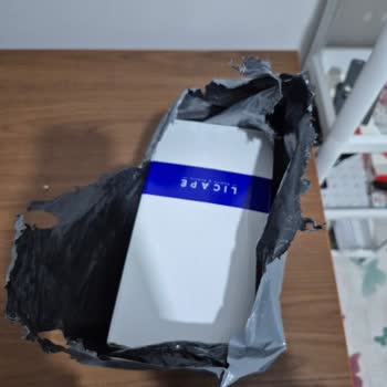 Kargom Açılmış Ve Poşeti Yırtık Teslim Edildi, Şube İlgisiz Kaldı