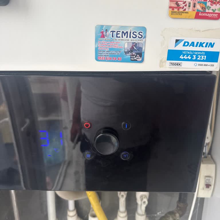 Daikin Kombi Sürekli Arızalanıyor, Servis Sorunumu Çözmüyor