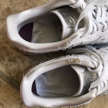 Kısa Sürede Hasar Gören Nike Air Max İçin Değişim Talebi