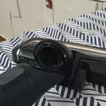 Philips Dikey Süpürgede Kronik Parça Kırılması Ve Ücretsiz Onarım Talebi