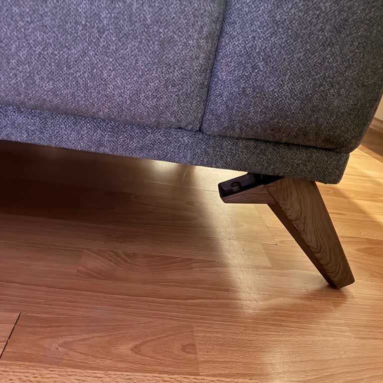 Kelebek Mobilya Koltuk Takımı Ayakları Sürekli Kırılıyor, Ücret Talebi Haksız