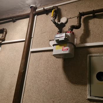 Fiber İnternet Tesisatının Sıva Üstü Döşenmesi Nedeniyle Yaşanan Mağduriyet