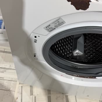 Çamaşır Makinesi Kısa Sürede Paslandı, Ücretsiz Parça Değişimi Talebi