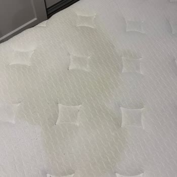 Yataş Puffy Baza Ve Yatakta Kırık, Kalitesiz Malzeme Ve Çözüm Eksikliği