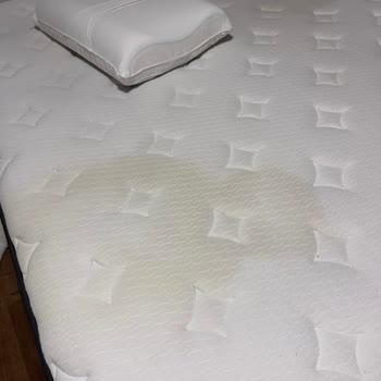 Yataş Puffy Baza Ve Yatakta Kırık, Kalitesiz Malzeme Ve Çözüm Eksikliği