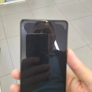 Evofone Serviste Yapıştırılan Ekran Filmi Kısa Sürede Ayrıldı