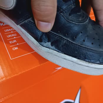 Kısa Sürede Deforme Olan Ayakkabıya Ret Cevabı Aldım