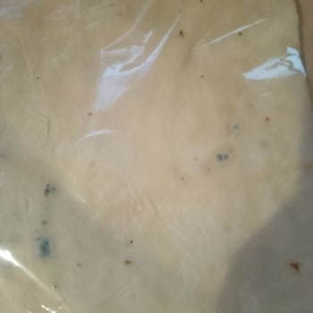 Son Kullanma Tarihi Geçmemiş Yufkada Küf Ve Koku Sorunu: Ücret İadesi Ve Telafi Talebi