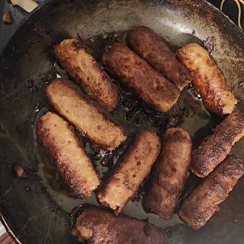 Taze Ürün Güvencesi Ve Müşteri Memnuniyeti Hayal Kırıklığı: Küflü Köfte Deneyimi Sonrası Yetersiz Migros İlgisi