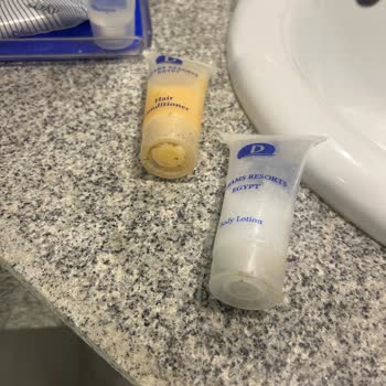 Satın Alınan 5 Yıldızlı Otel Yerine Kötü Koşullarda Konaklama Ve İlgisiz Müşteri Hizmeti