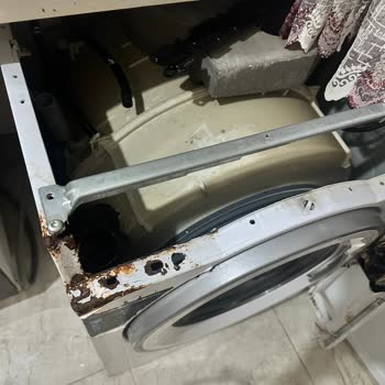 Servis Ücreti Alındı, Hizmet Sunulmadı: Mağduriyet Yaşıyoruz