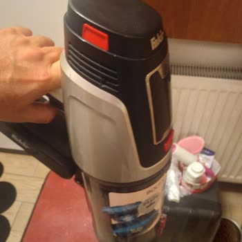 Fakir Bold X 8365 Dikey Süpürgede Sürekli Sorun Ve Şarj Problemi