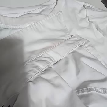 Domestos Kullanımı Sonrası Beyaz Kıyafetlerimin Rengi Kırmızıya Döndü