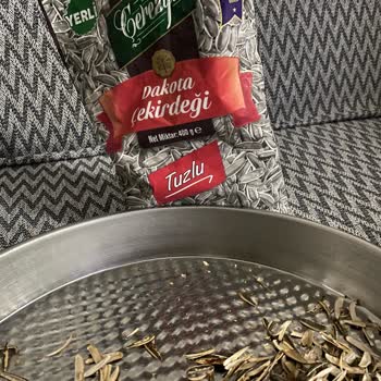 Aldığım Çekirdekte Kurt Çıktı Sağlığımız Tehlikeye Girdi