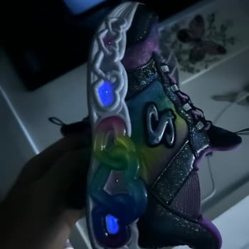 Skechers 25 Günde Işıkları Bozulan Ve Yıpranan Ayakkabıya Çözüm Sunulmadı