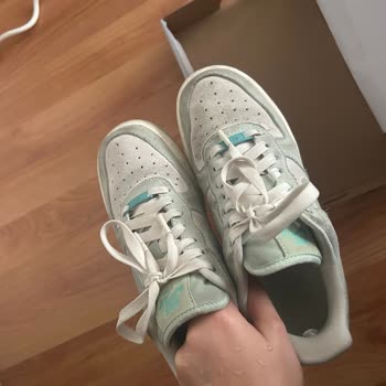 Sneaks Up Kısa Sürede Yırtılan Ayakkabı İçin Garanti Reddi Mağduriyeti