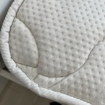 Çilek Mobilyadan Kirli Ve Kullanılmış İzlenimi Veren Yatak Teslimatı Mağduriyeti