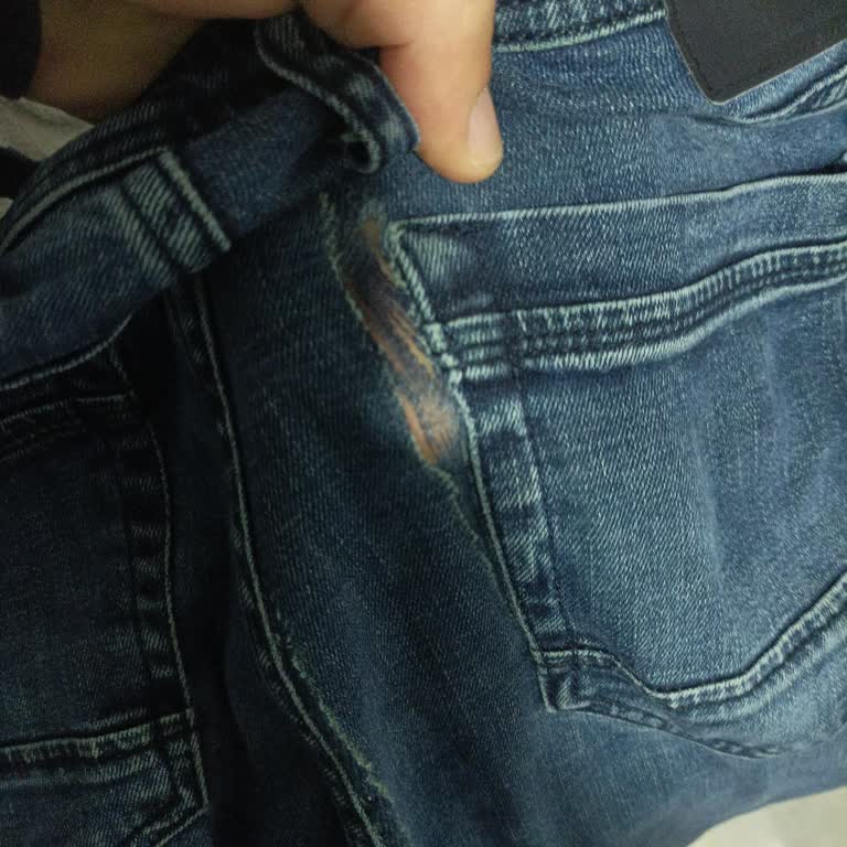 Kısa Sürede Kumaşı Yırtılan Pantolon Hayal Kırıklığı Yaşattı