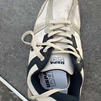 Makinede Yıkama Sonrası USPA Ayakkabıların Tabanı Tamamen Ayrıldı