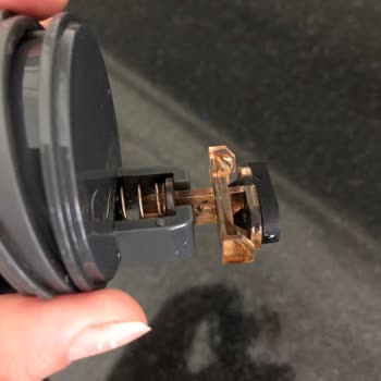 Stanley Termos Kapağındaki Yayda Paslanma Ve Hayal Kırıklığı