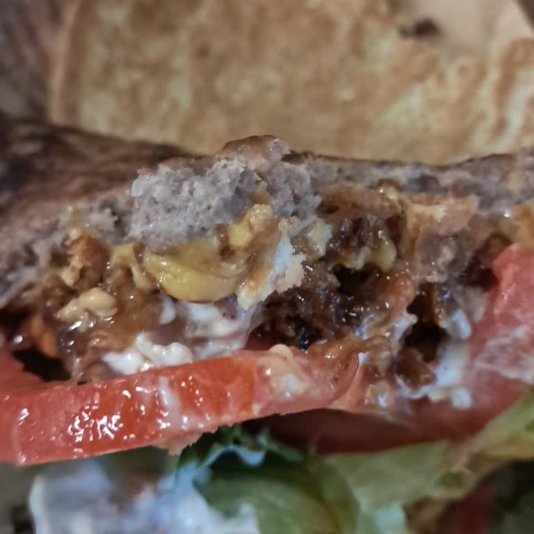 Burger King Avenue Mall Served Undercooked Steakhouse Menu Twice