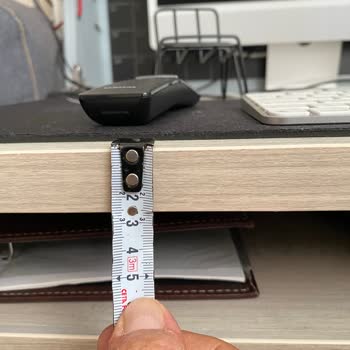 Çilek Black Serisi Mobilyalarda Sürekli Raf Ve Tabla Sarkması Yaşanıyor