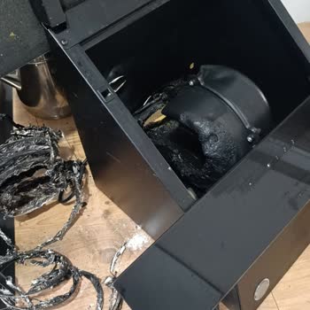 Alveus Ankastre Set Nedeniyle İki Kez Yangın Tehlikesi Yaşadık, Servis İlgisiz Kaldı