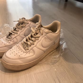 Kısa Sürede Hasar Gören Ayakkabıya Garanti Desteği Sağlanmadı