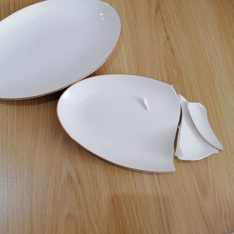 Kırık Teslim Edilen Ürün İçin Çözüm Sunulmuyor