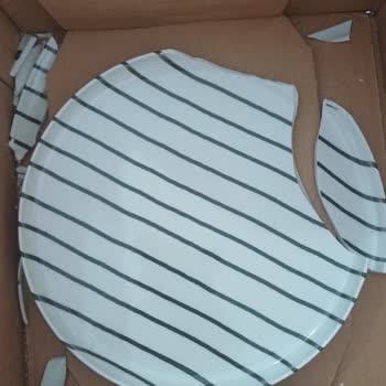 Kütahya Porselen Kırık Gönderilen Kahvaltı Takımı Ve Müşteri Hizmetlerine Ulaşamama Mağduriyeti