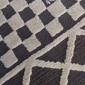 Gümüşsuyu Pera Halıda İlk Günden Süregelen Sorunlar Ve Garanti Belirsizliği