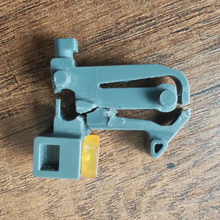 Gardırop Frenleme Parçası Kırıldı Yedek Parça Temin Edemiyorum