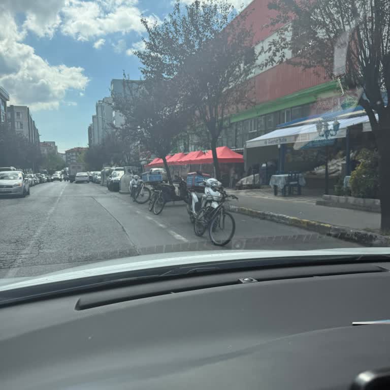 Kamuya Ait Park Alanı 3 Yıldır İşletme Tarafından İşgal Ediliyor, Belediye Çözüm Üretmiyor