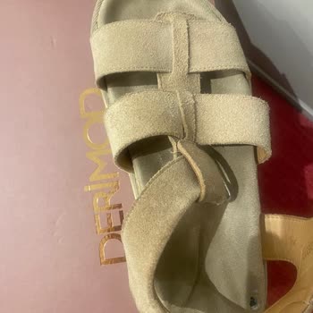 Kısa Sürede Yırtılan Sandalete Olumsuz Yanıt: Derimod'dan Hayal Kırıklığı