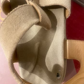 Kısa Sürede Yırtılan Sandalete Olumsuz Yanıt: Derimod'dan Hayal Kırıklığı