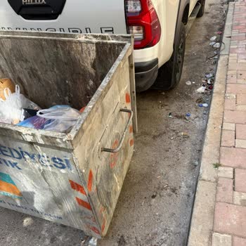 Çöp Konteynerinin Yanlış Konumlandırılması Nedeniyle Yaşanan Mağduriyet