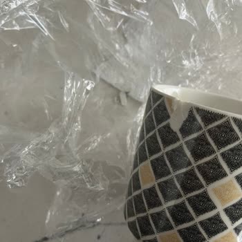 Kırık Teslim Edilen Kupa Seti İçin Tazminat Talebimize Dönüş Alamadık