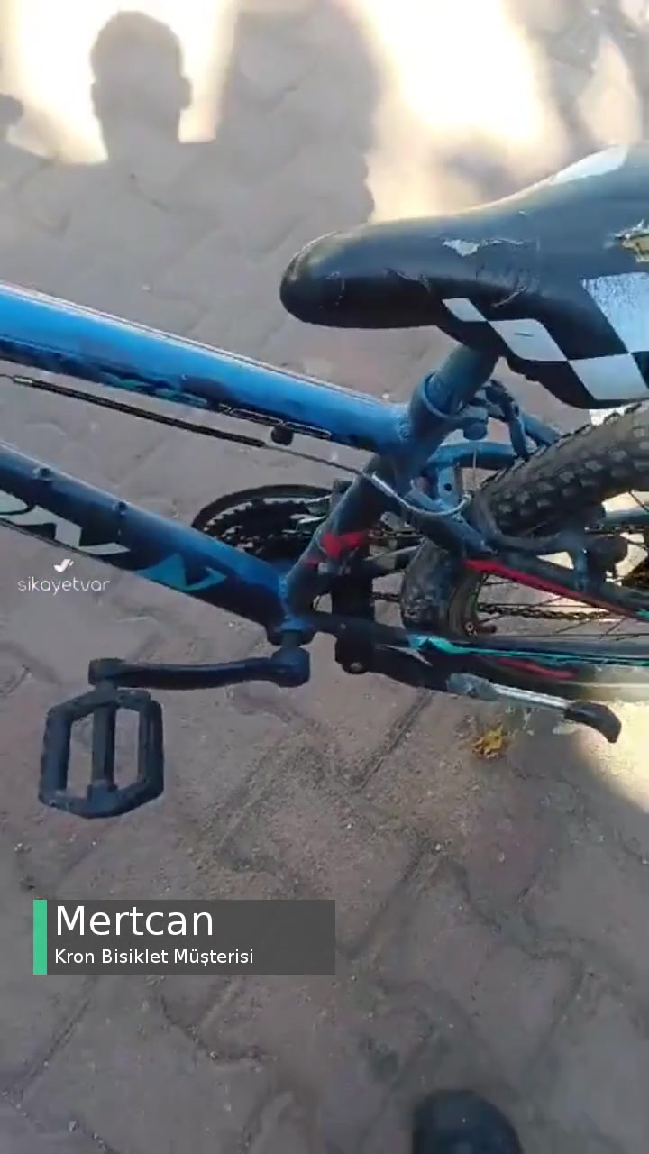 Kron Bisikletimin Pedalı Tek Seferlik Dönüyor Bir Daha Dönmüyor videonun kapak resmi