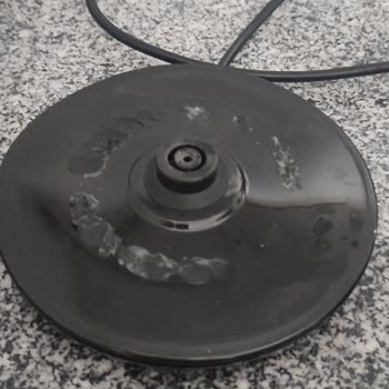 Philips Su Isıtıcıda Erime Ve Yetersiz Servis Müdahalesi