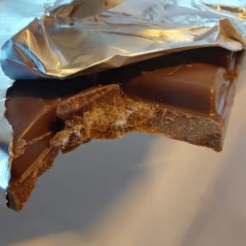 Torku Tablet Çikolatada Ambalaj İçinde Yabancı Madde Şoku