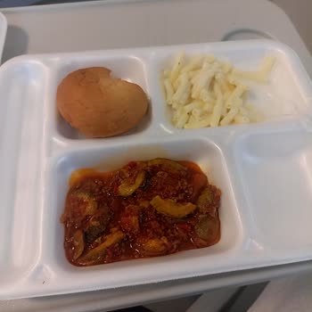 Hastanede Yetersiz Yemek Ve Özensiz Servis Hasta Ve Refakatçiyi Mağdur Ediyor