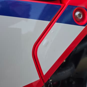 Yeni Alınan Motosikletin Stickerları İlk Yıkamada Soyuldu